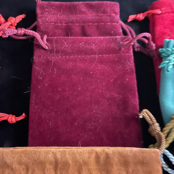 15 Velvety Drawstring Pouch 2 Tiffany & Co - Picture 11 of 14